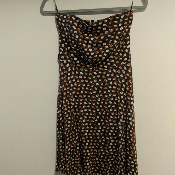 Dress - Picture 2 of 2